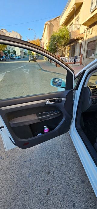 Volkswagen Touran 2009