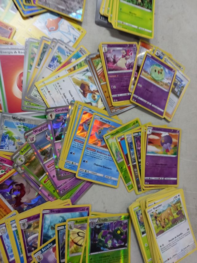 Un sacco di carte Pokemon