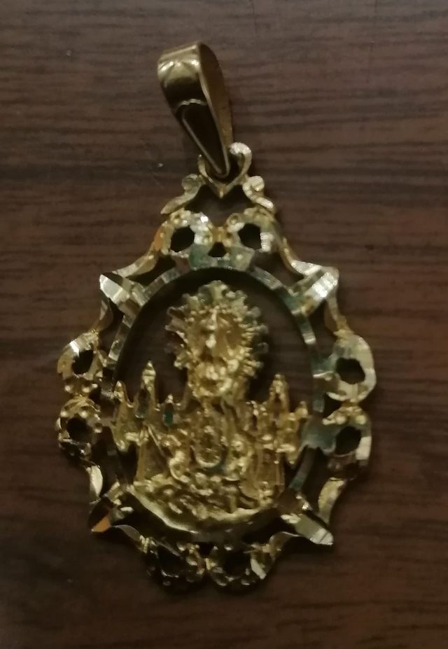 medalla virgen del pilar con orla calada en plata 