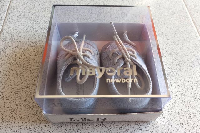 Zapatos ceremonia bebé Mayoral. Talla 17. NUEVOS.