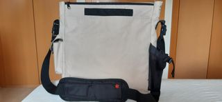 Bolso marca Skip Hop color Beige para carrito bebé