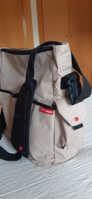 Bolso marca Skip Hop color Beige para carrito bebé