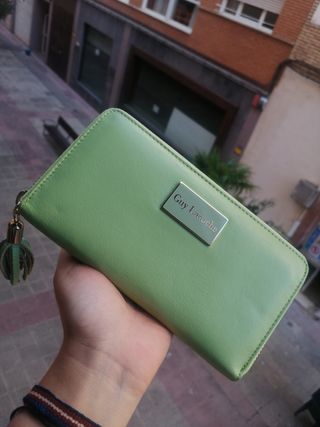 Cartera billetera Guy Laroche