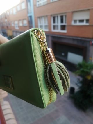 Cartera billetera Guy Laroche