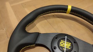 Volante omp tipo D 32