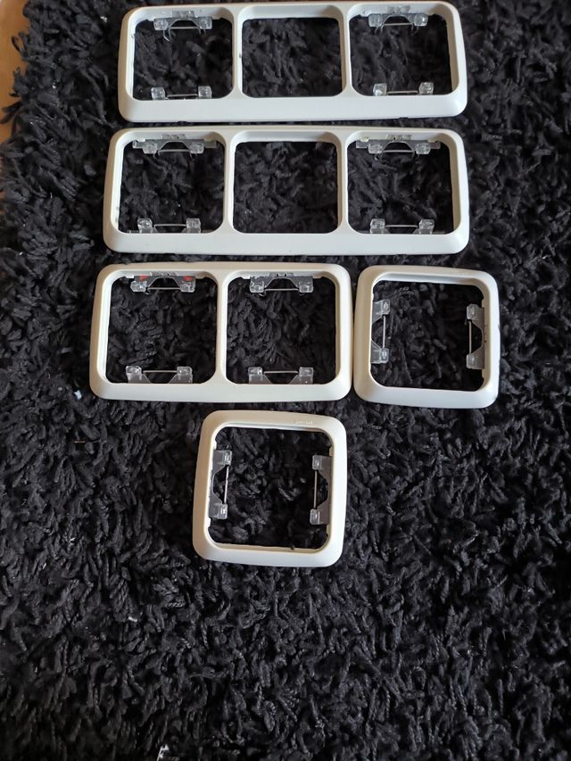 Escudos para mecanismo Simón 31