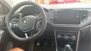 Volkswagen T-Roc 2019