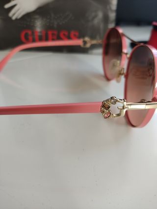 Gafas sol GUESS rosa