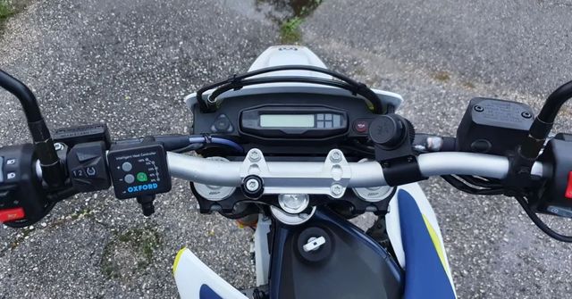 Soporte puños OXFORD para HUSQVARNA 701 !!