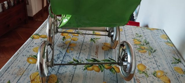 Passeggino vintage per bambole
