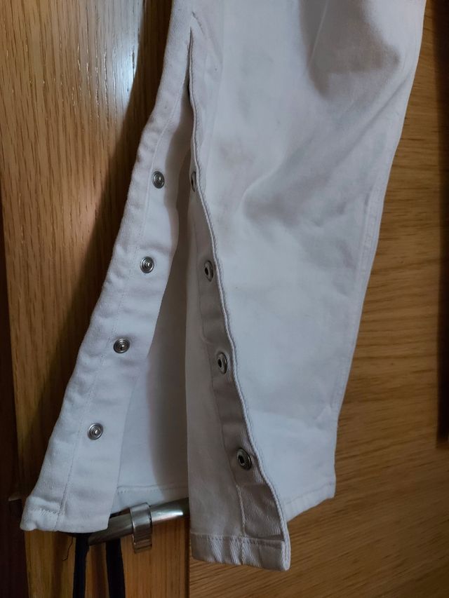 Pantalón vaquero blanco