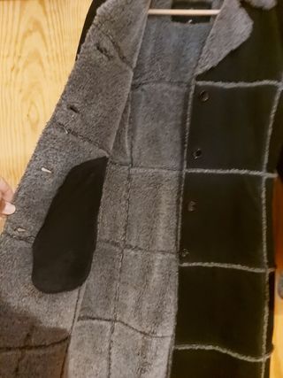 ABRIGO DE PIEL