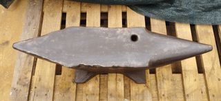 Antiguo Yunque de 133kg