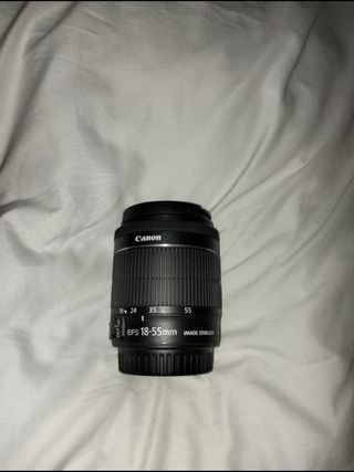 CÁMARA CANON EOS 700D