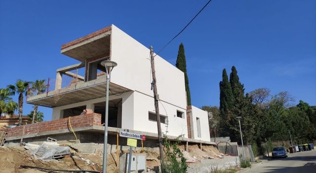 Arquitecto técnico aparejador Freelance