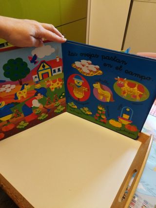 Palabras que brillan, Busca y encuentra. Susaeta