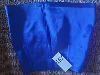 Falda azul Zara