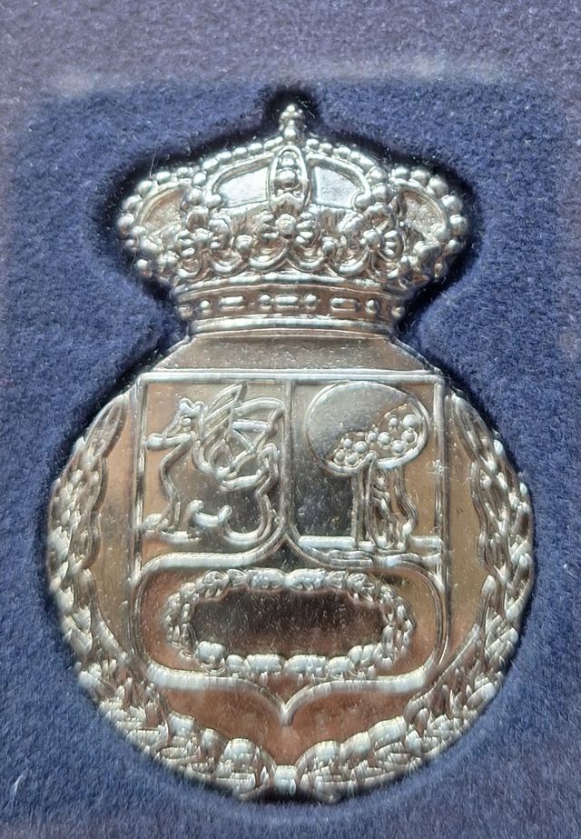 REAL MADRID C.F. - ESCUDOS CONMEMORATIVOS