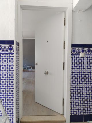 Carpintero,instalador,montador.