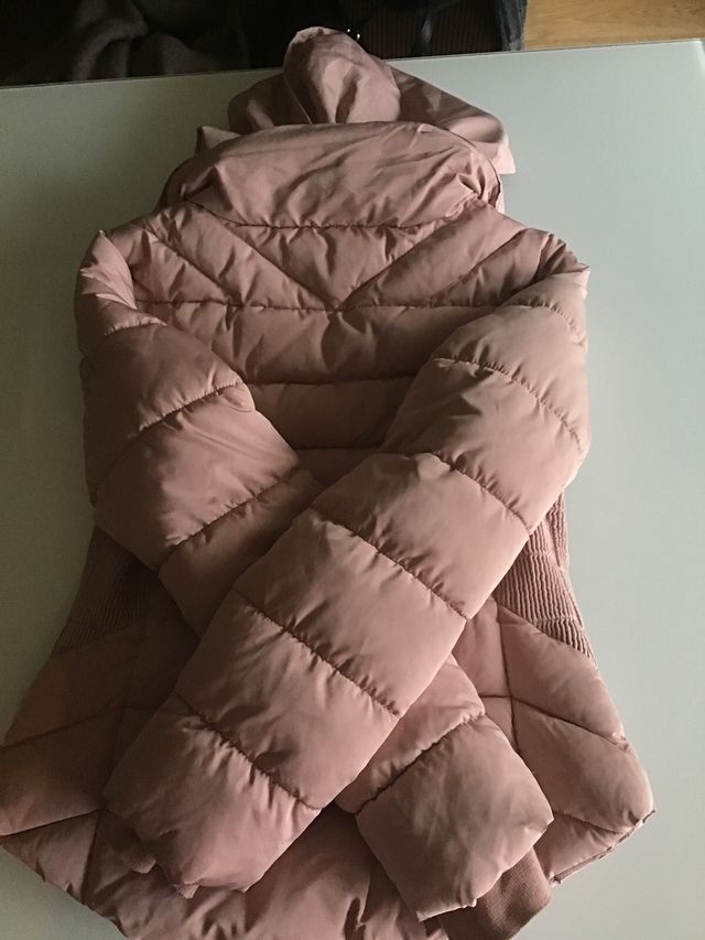 chaqueta palo de rosa talla S de zara