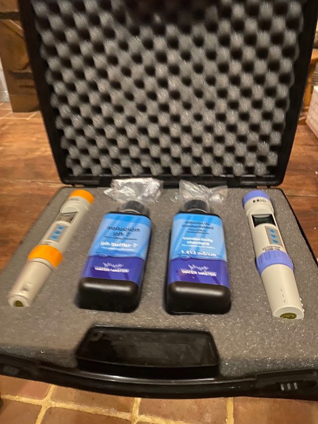 Equipo de medicion digital HM de PH y EC/TDS/TEMP