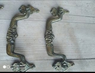 Lote de tiradores de muebles antiguos