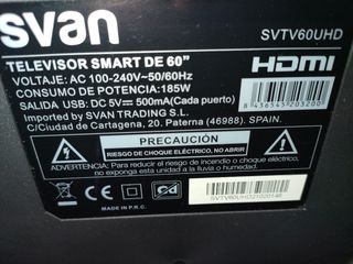 Televisor LED grande SVAN 60".Panel roto. Solo 20e