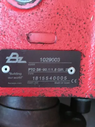 TOMA DE FUERZA VOLVO