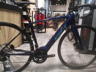 BH Core Race 1.2 Azul T. SM