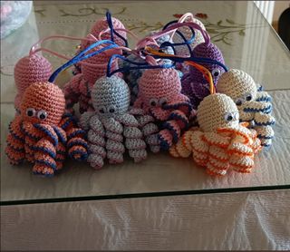 Pulpos a crochet  regalo llavero decorat