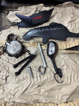 Piezas de Suzuki GSXR 750