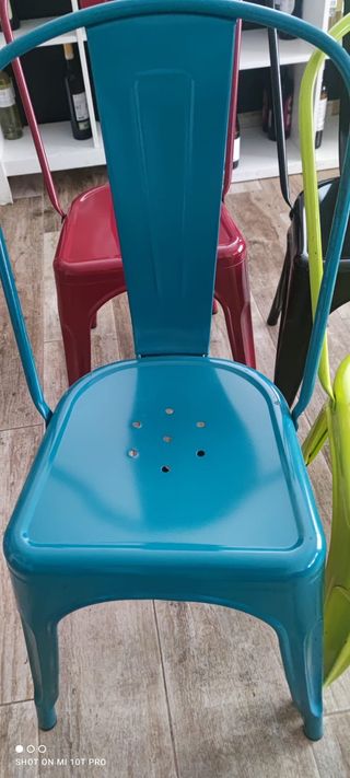 Sillas Metálicas de Colores Restaurante