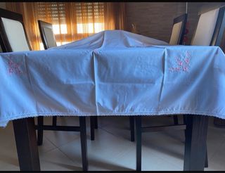 toalha de mesa bordada