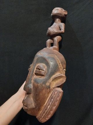 Máscara africana gastos de envío gratis