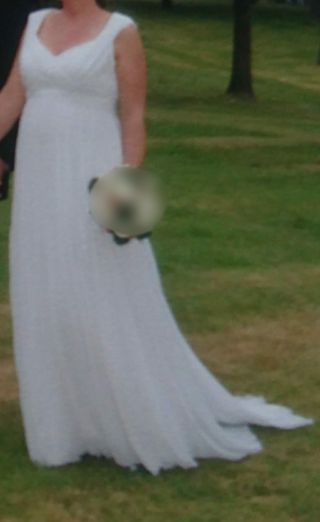 Pronovias. Negociable algo. Regalo zapatos.