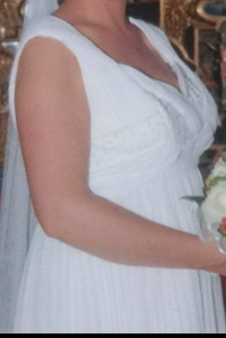 Pronovias. Negociable algo. Regalo zapatos.