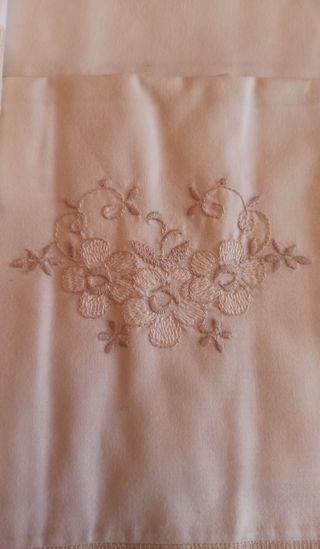 Juego de sabanas antiguas (sabana encimera y almoh