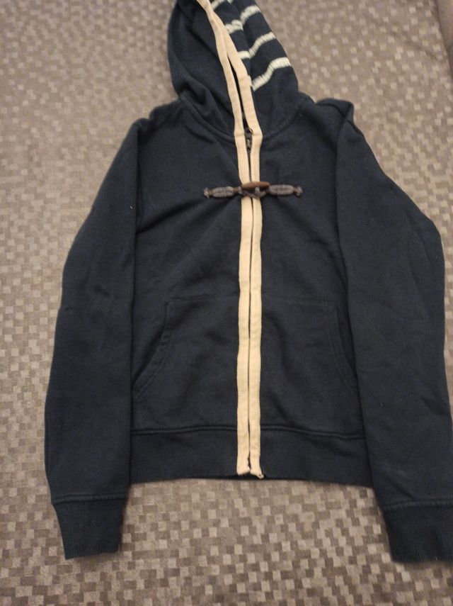 Sudadera Benetton con capucha cremallera T-12