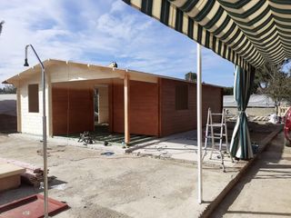 Se venden casas de madera