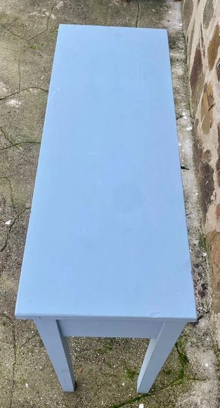 MESA AUXILIAR DE MADERA.