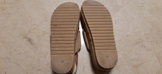 Sandalias marca Mustang suela esparto