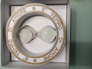 Soprammobile con clessidra