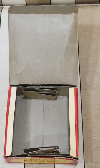 Antiguo espejo con luz interna