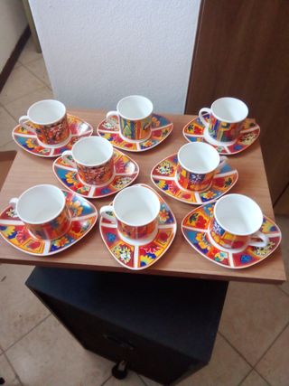 8 tazzine da caffè vintage con piattino