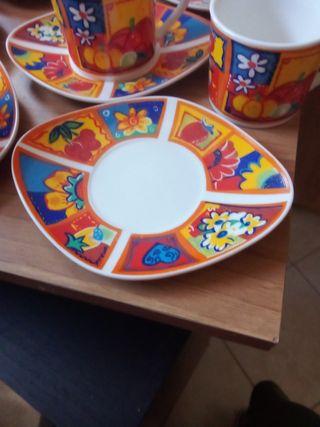 8 tazzine da caffè vintage con piattino