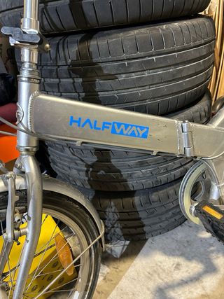 VENDO O CAMBIO BICICLETA PEGABLE GIANT ( iphone