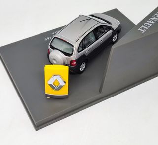 RENAULT SCENIC RX4 2.0 16V 1/43 UNIVERSAL HOBBIES