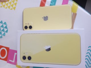 Teléfono móvil IPhone 11