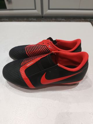 BOTAS DE FÚTBOL 