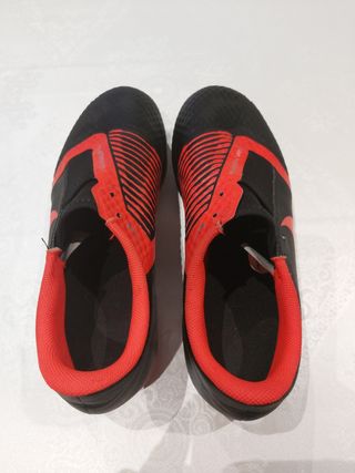 BOTAS DE FÚTBOL 